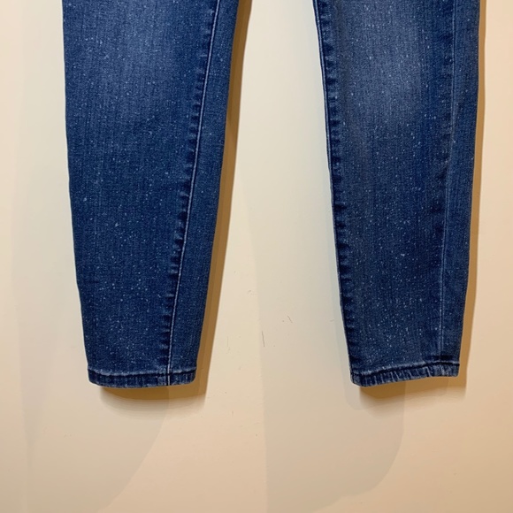 Judy Blue Relaxed Fit Mineral Wash Mid Rise Stretch Denim Jeans size 5/ 27 - Picture 6 of 16